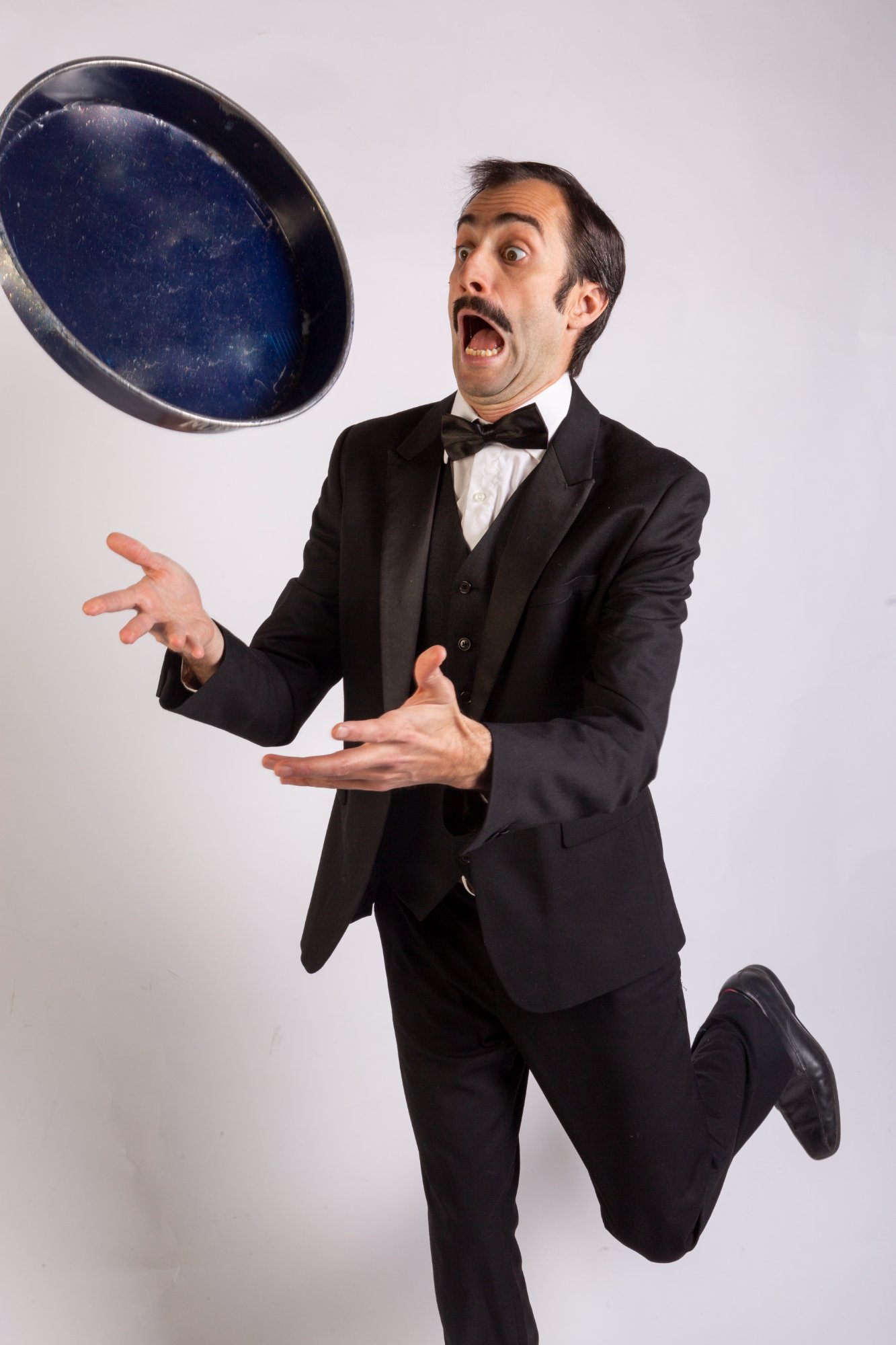 Animation burlesque faux serveur - Mariage France